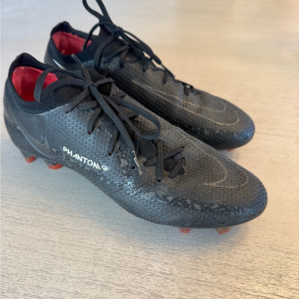 Nike Black and Red Athletic Soccer Shoes